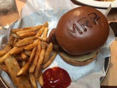 Mackenzie River Pizza, Grill & Pub