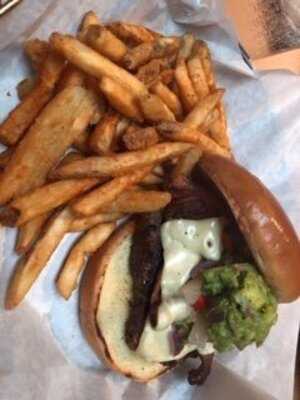 Mackenzie River Pizza, Grill & Pub