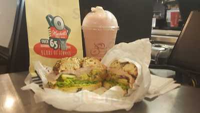 Winchell's Doughnut House