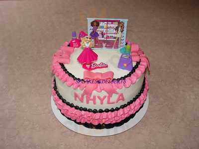 Specialty Cakes & Desserts