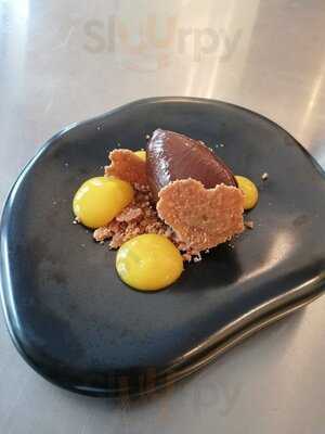 Florina's Pizzeria Restaurant