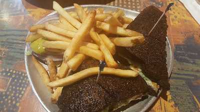 M & J Santa Fe Sol Bar And Grill