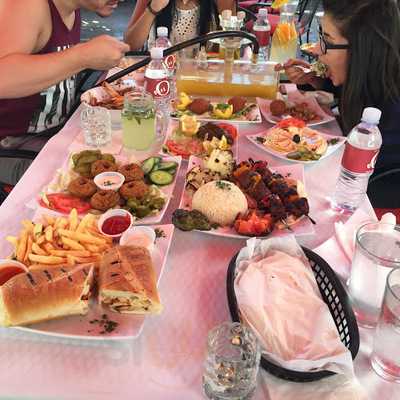 Cafe O Hookah Lounge & Restaurant