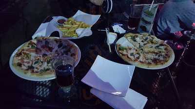 Cafe O Hookah Lounge & Restaurant