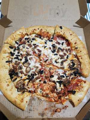 Pizza Hut / Wing Street