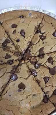 Pizza Hut / Wing Street