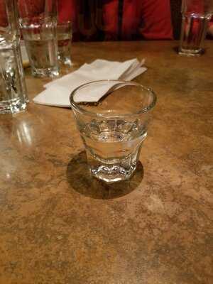 Antoni's Restaurant-diner & Lounge