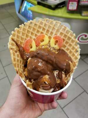 Menchie's Frozen Yogurt