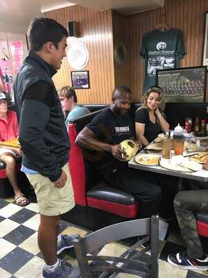 Mayflower Restaurant