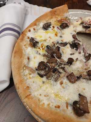 Piattino: A Neighborhood Bistro