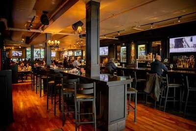 730 Tavern, Kitchen & Patio