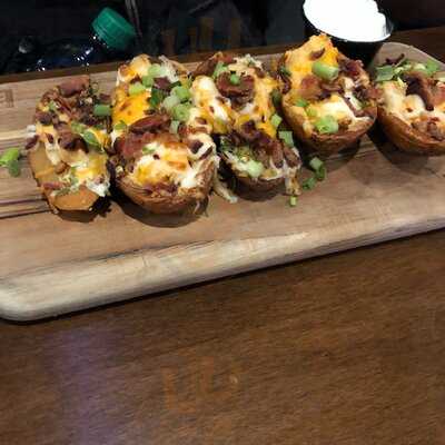 Crooked Pint Ale House