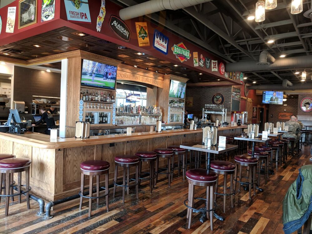 Crooked Pint Ale House