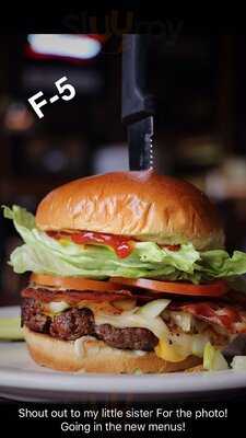 Tornado's Grub And Pub