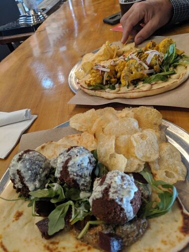 Bread & Circus Sandwich Kitchen