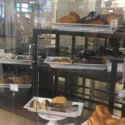 Bon Appetit At Simmons Hall