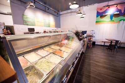 Nature's Ice Cream And Cafe