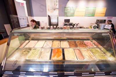 Nature's Ice Cream And Cafe