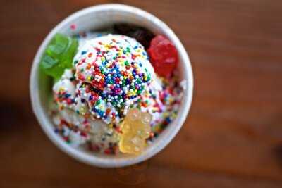 Nature's Ice Cream And Cafe