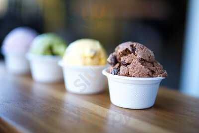 Nature's Ice Cream And Cafe