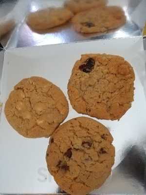 Tiff's Treats Cookie Delivery