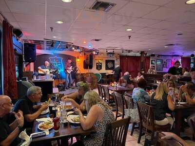 Tim Finnegan's Irish Pub