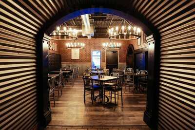 The Edison Pub And Eatery