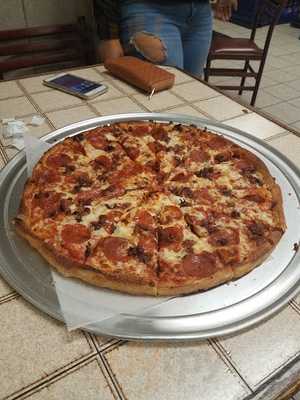 Avelino's Pizza