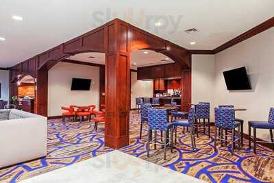 Brazos Grille At The Hilton Waco