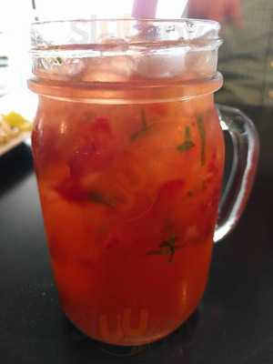 Tropical Smoothie Cafe