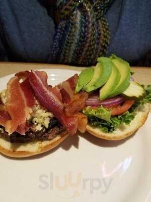 Buddies Sports Bar And Grill