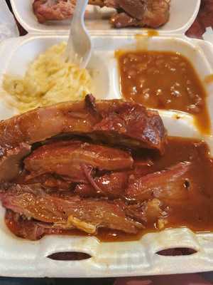 Mama And Pappa B's Bar-b-q