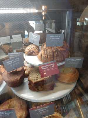 The Coffee Bean & Tea Leaf