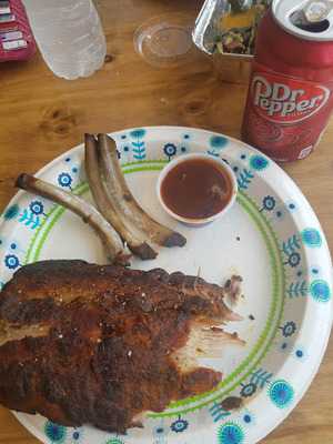 Aamani's Smokehouse Pizzeria