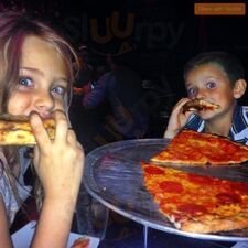 Dough Pizzeria & Bar