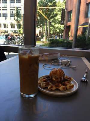 Blue Bottle Coffee