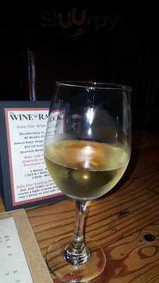 Vintura Tasting Room & Wine Rack