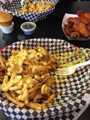 Rowdy Hog Smokin' Bbq