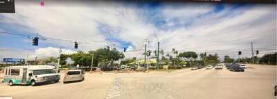 The Sandwich Man Pizza Too