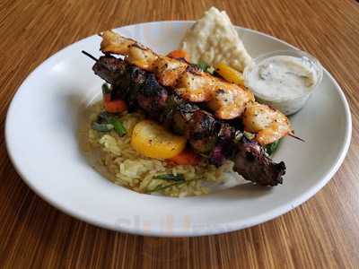 Daphne’s California Greek