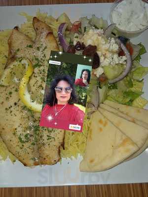 Daphne’s California Greek