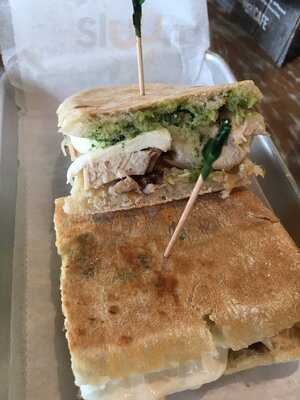 Tropical Smoothie Cafe