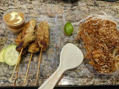 Thai Bloom Food Cart