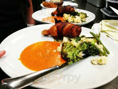 River City Pub & Eatery