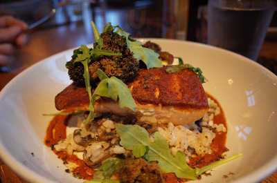 River City Pub & Eatery