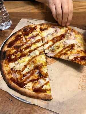 Blaze Pizza