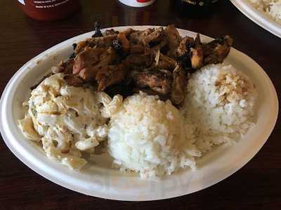 Roxy’s Island Grill