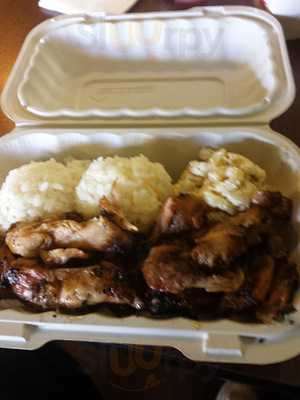 Roxy’s Island Grill