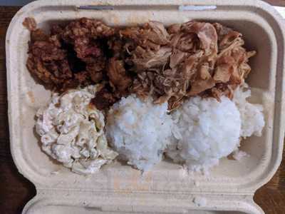 Roxy’s Island Grill