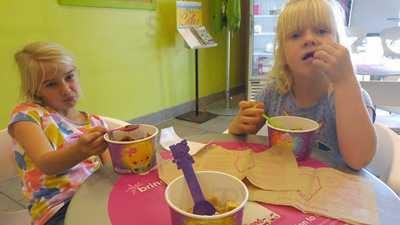 Menchie's Frozen Yogurt
